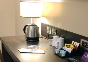 Chambre Deluxe, 1 lit double, non-fumeur | 1 chambre, bureau, espace de travail pour ordinateurs portables