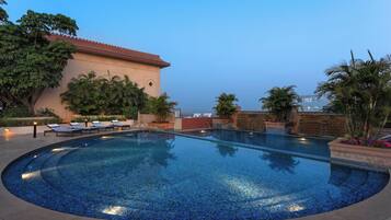 Alberca al aire libre