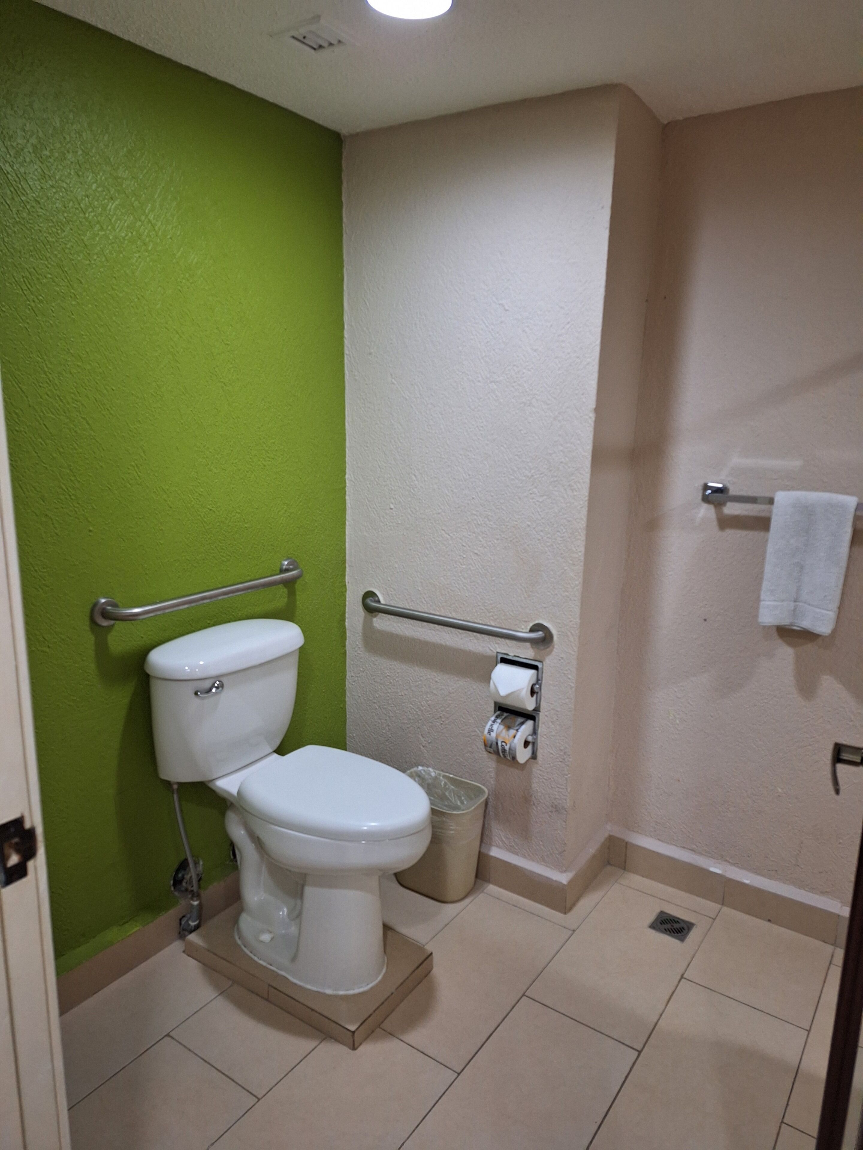 Photo - CHN Hotel Monterrey Centro, Trademark by Wyndham