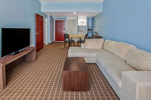 Suite, 1 King Bed, Non Smoking, City View | In-room safe, desk, laptop workspace, soundproofing