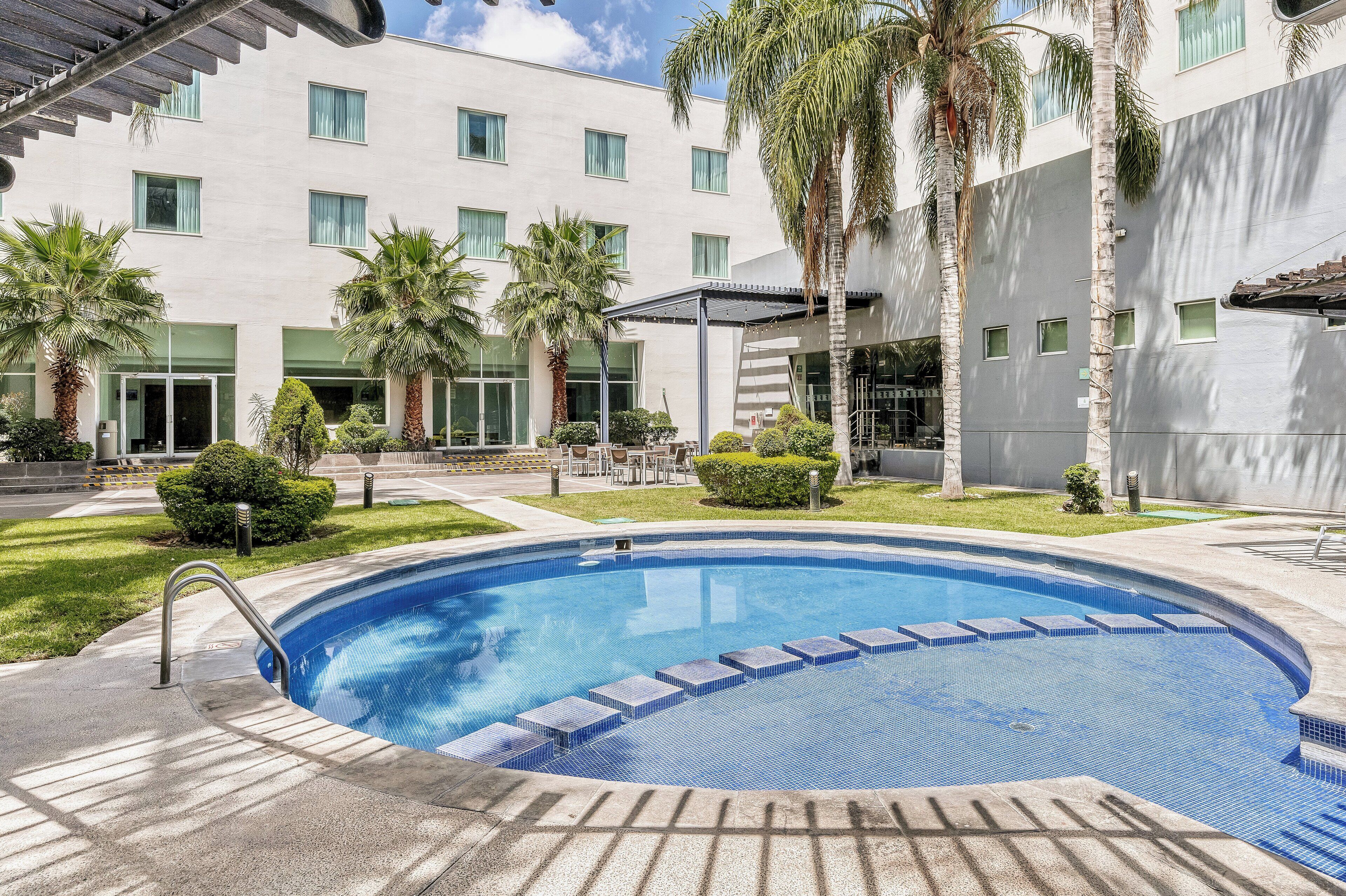 Foto - Fiesta Inn Express San Luis Potosí Oriente