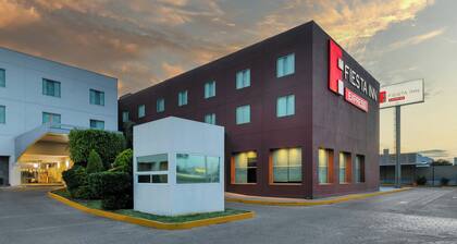 Fiesta Inn Express San Luis Potosí Oriente