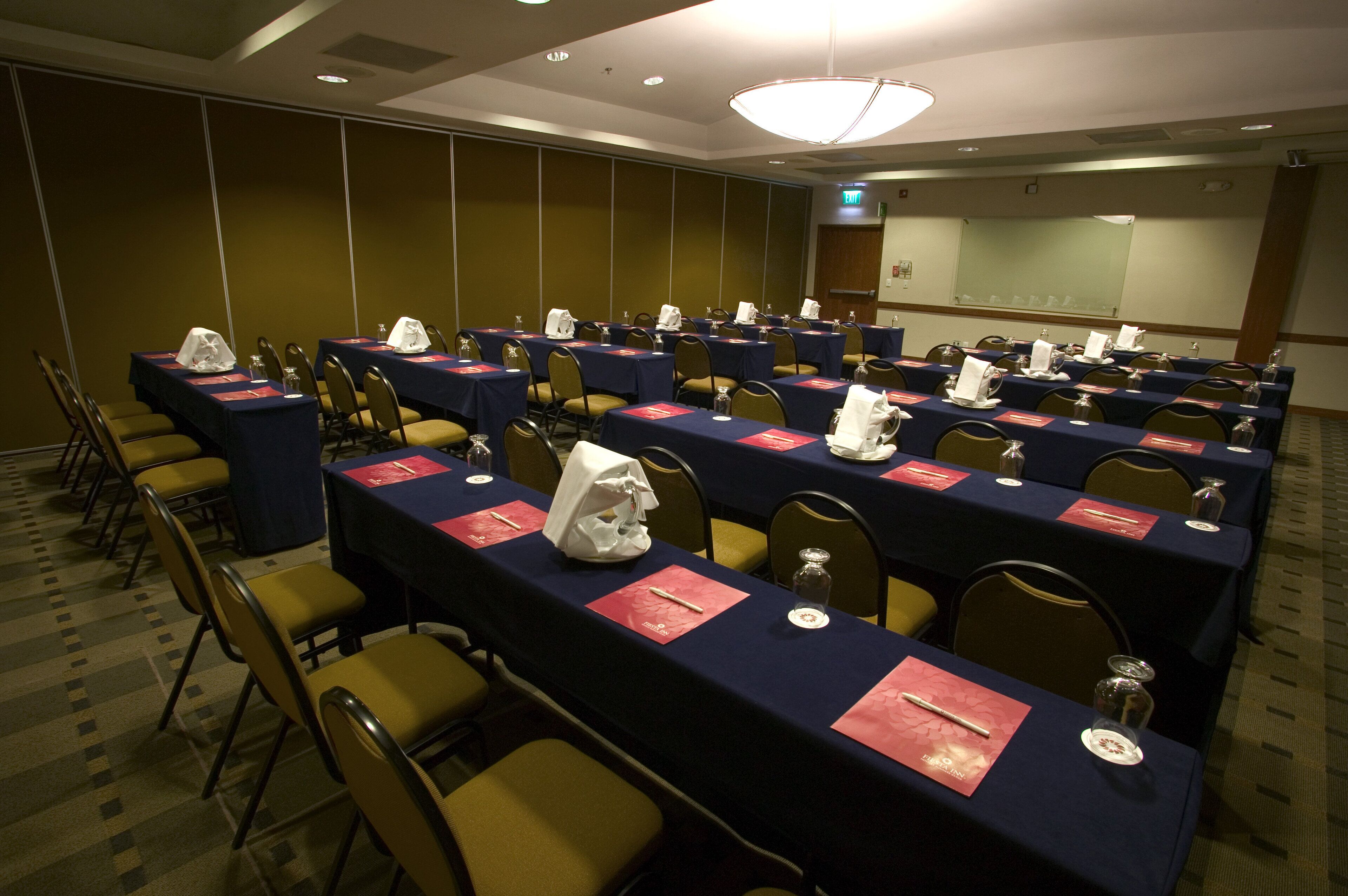 Foto - Fiesta Inn Express San Luis Potosí Oriente