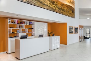 Lobby - Fiesta Inn Saltillo (Saltillo)