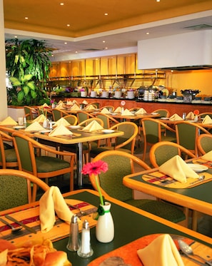 Breakfast, lunch, dinner served; international cuisine