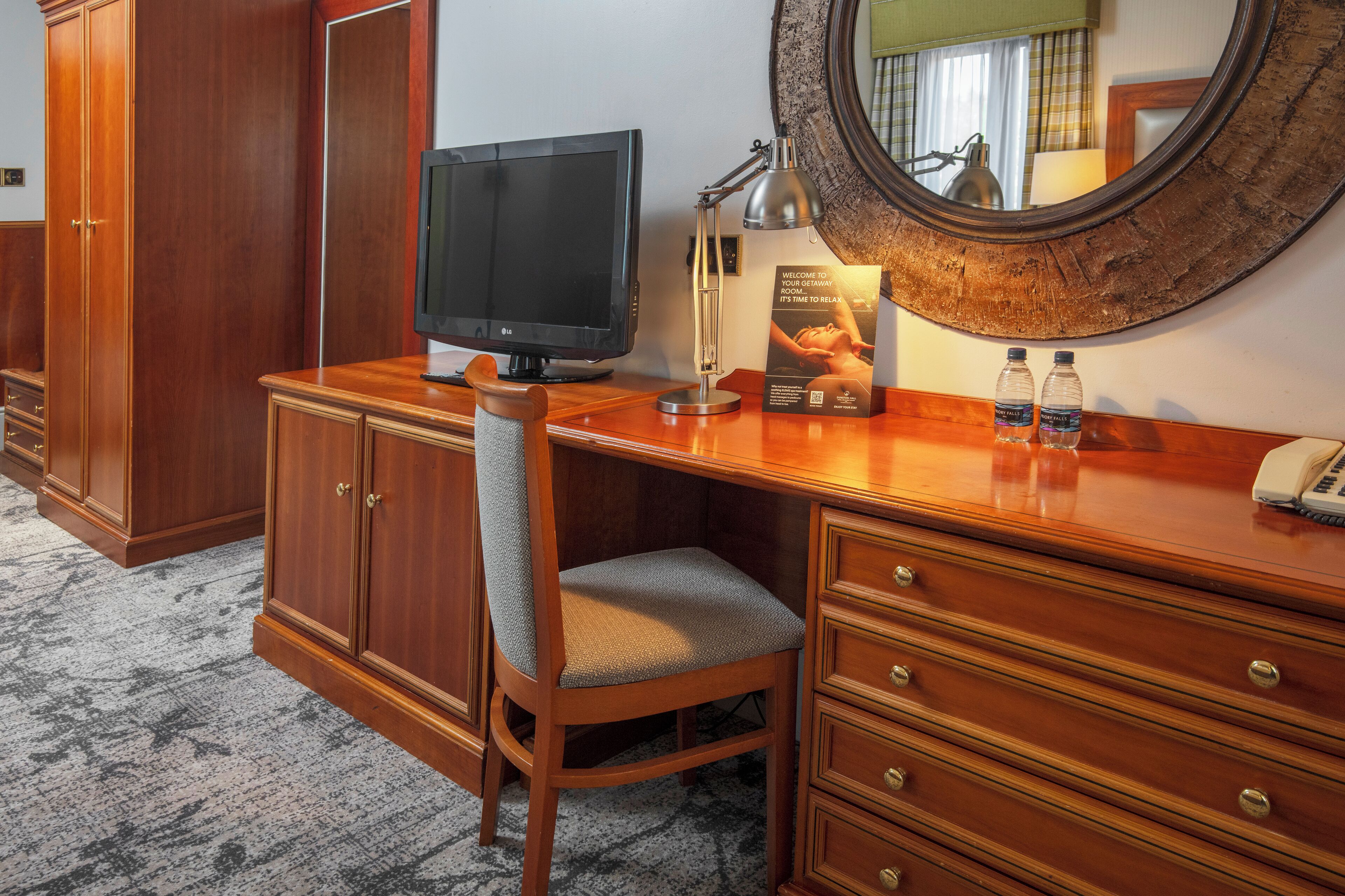 classic king room | 1 bedroom, hypo-allergenic bedding, in-room safe, desk