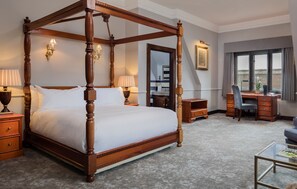 Four Poster Room | 1 bedroom, hypo-allergenic bedding, in-room safe, desk