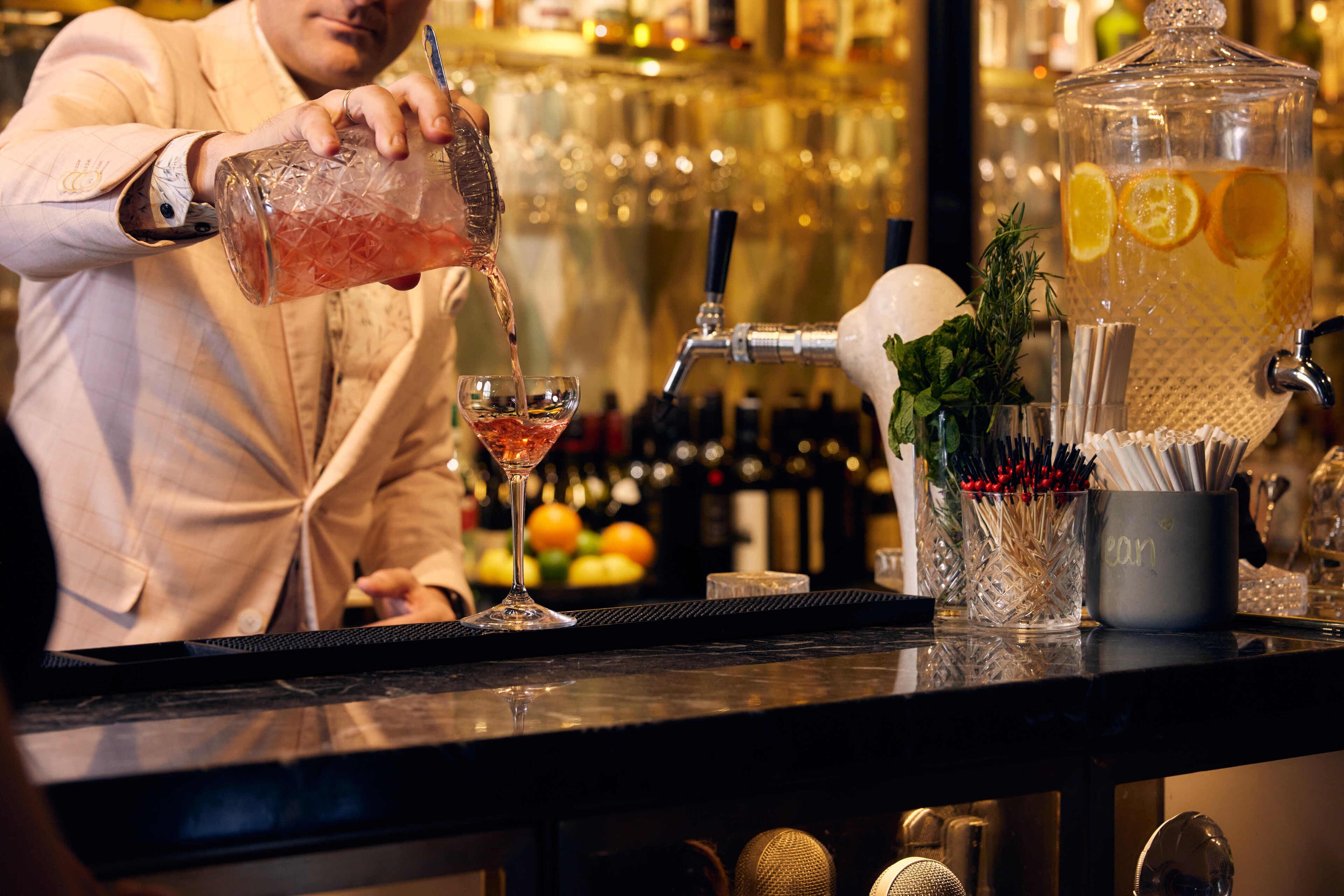 breakfast, lunch and dinner served