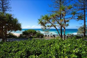 Appartement Standard, plusieurs chambres, non-fumeur, cuisine (3 Bed Ocean- 3+ nights) | Vue sur la plage ou l’océan