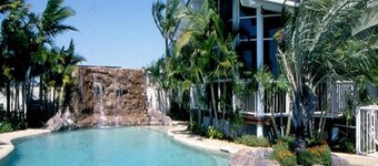 Runaway Bay Motor Inn