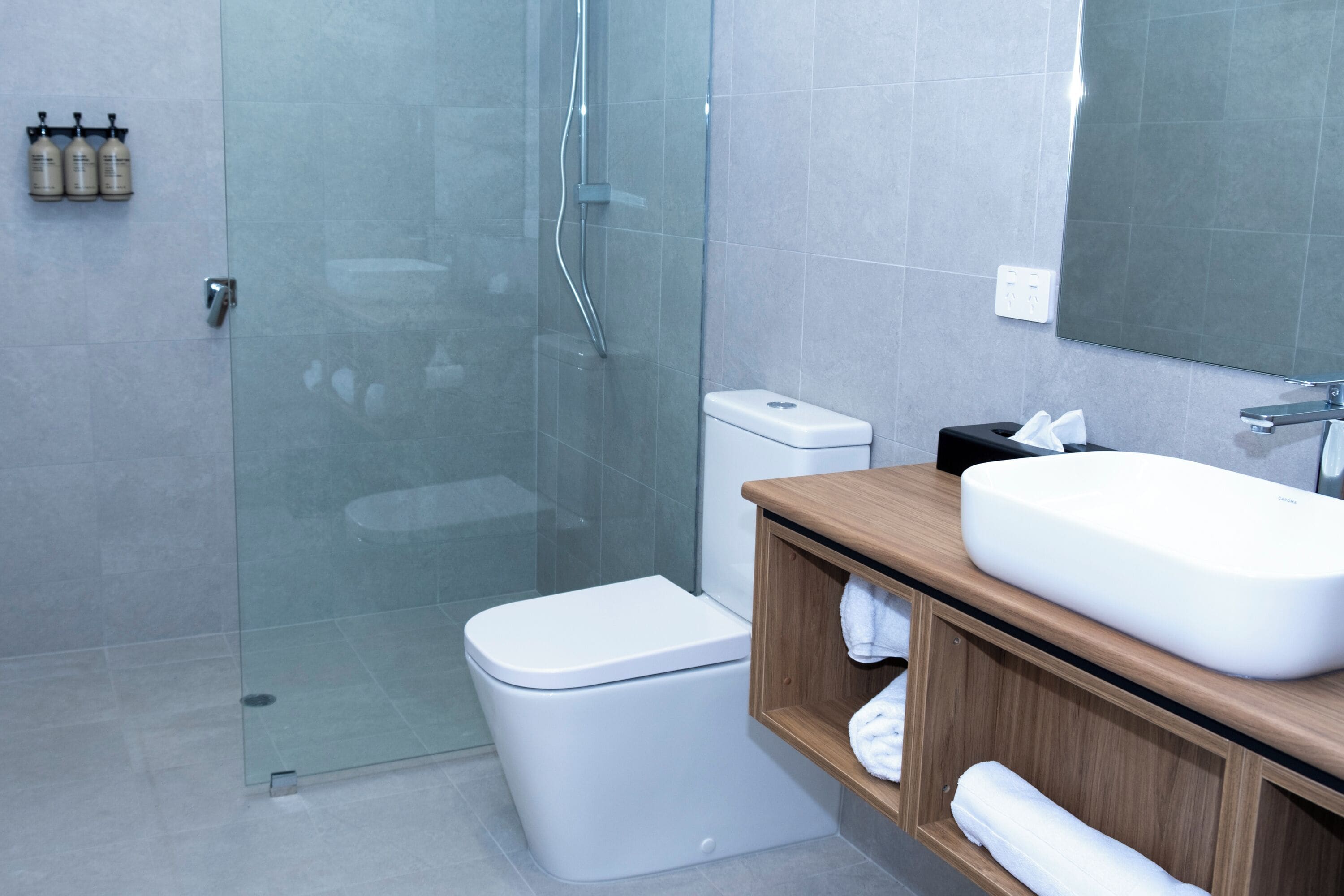 Shower, free toiletries, hair dryer, towels