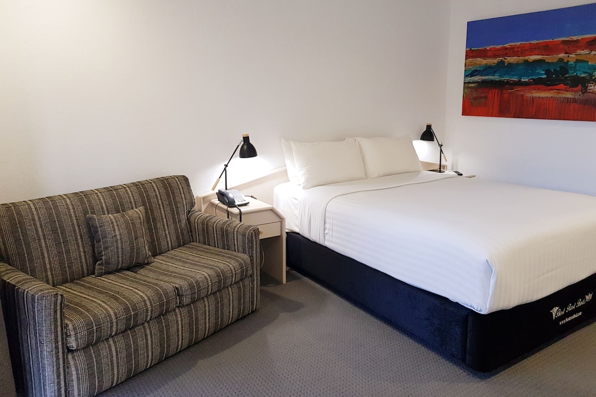 Junior Suite | Minibar, desk, free WiFi, bed sheets