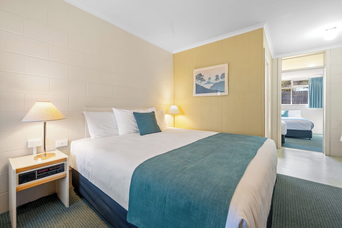 Standard Room, Multiple Beds, Non Smoking | Premium bedding, individually furnished, desk, blackout curtains