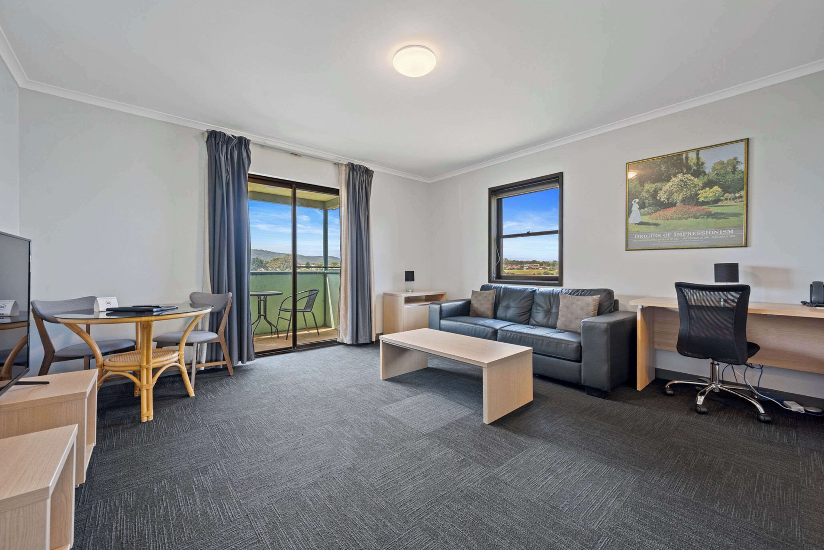 villa, 1 queen bed (self-contained) | blackout curtains, iron/ironing board, free wifi, bed sheets