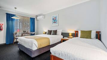 Luxury Cottage, 2 Queen Beds