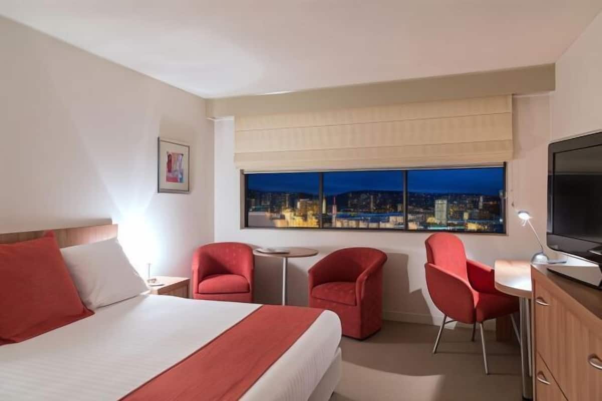 Ropa de cama de alta calidad y minibar