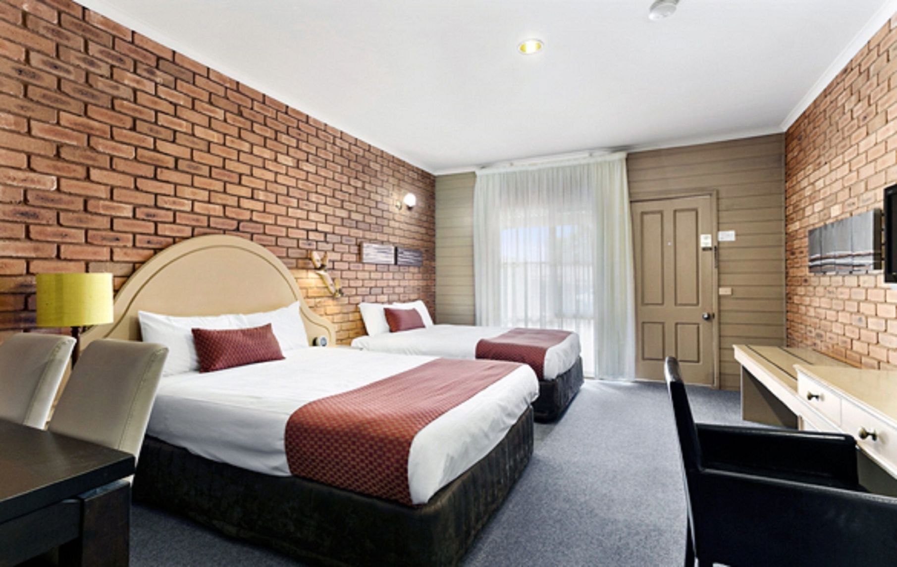 Minibar, in-room safe, desk, soundproofing