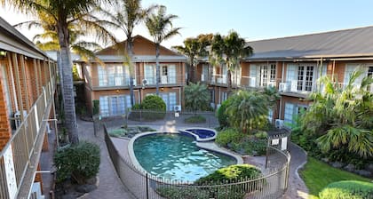Quality Hotel Melbourne Airport