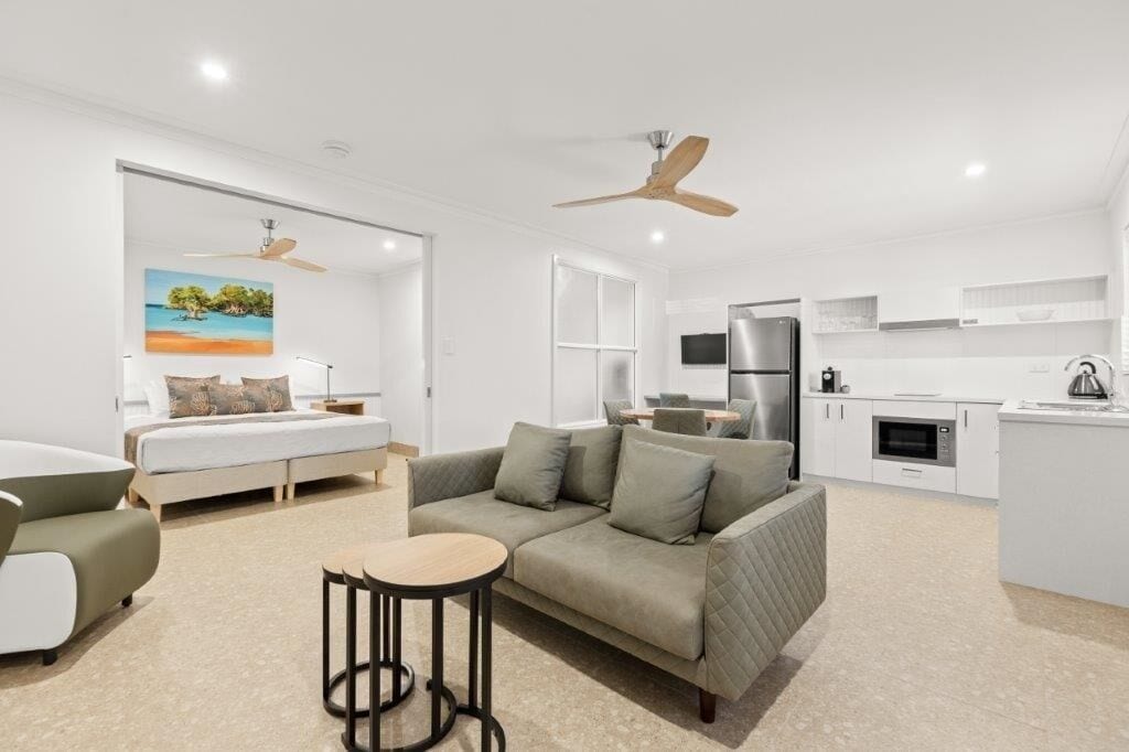 One Bedroom Suite | 1 bedroom, in-room safe, desk, iron/ironing board