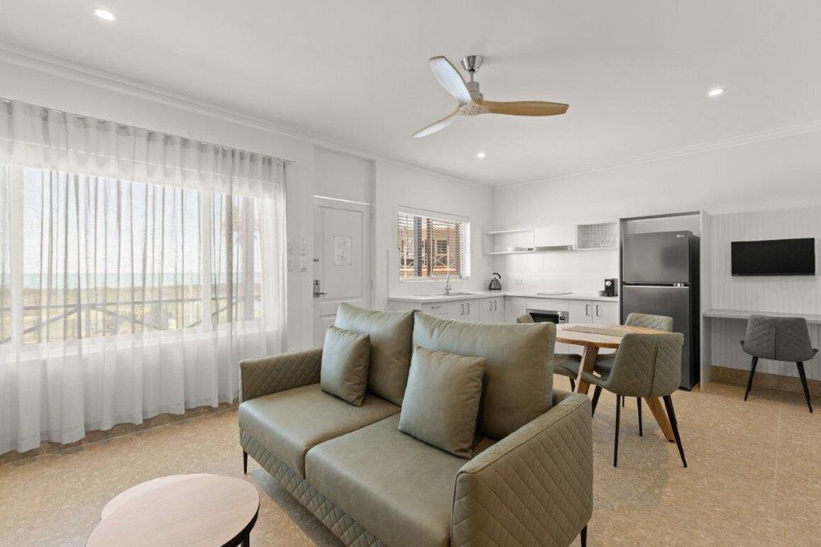 One Bedroom Suite | 1 bedroom, in-room safe, desk, iron/ironing board