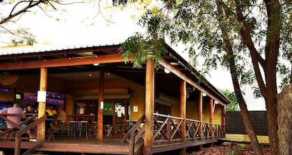 Kimberley Hotel Halls Creek