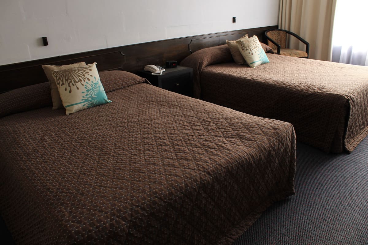 1 bedroom, premium bedding, Select Comfort beds, individually decorated