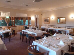 Dining - Puffers Inn Logan Motel (Loganholme)