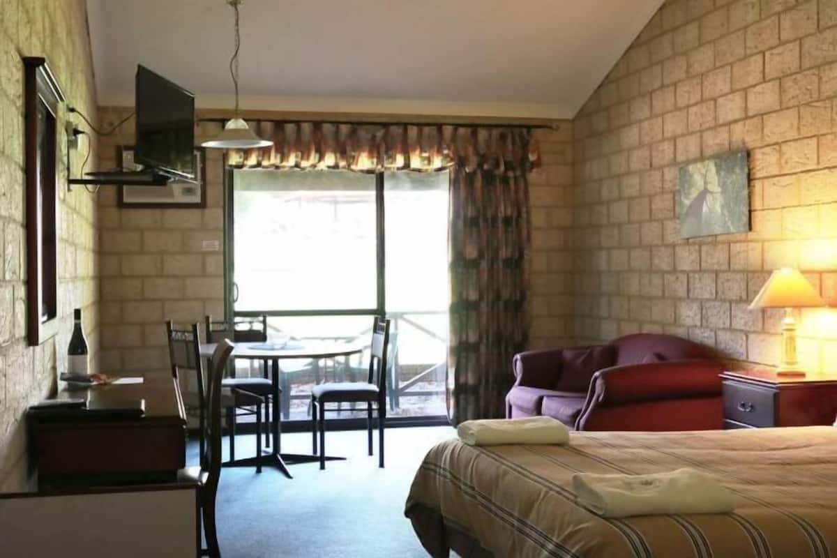 Premium bedding, memory-foam beds, iron/ironing board, free WiFi