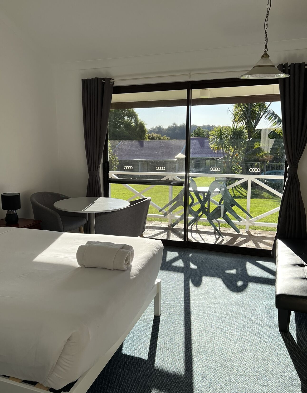 Standard Single Room, 1 Queen Bed, Pool View