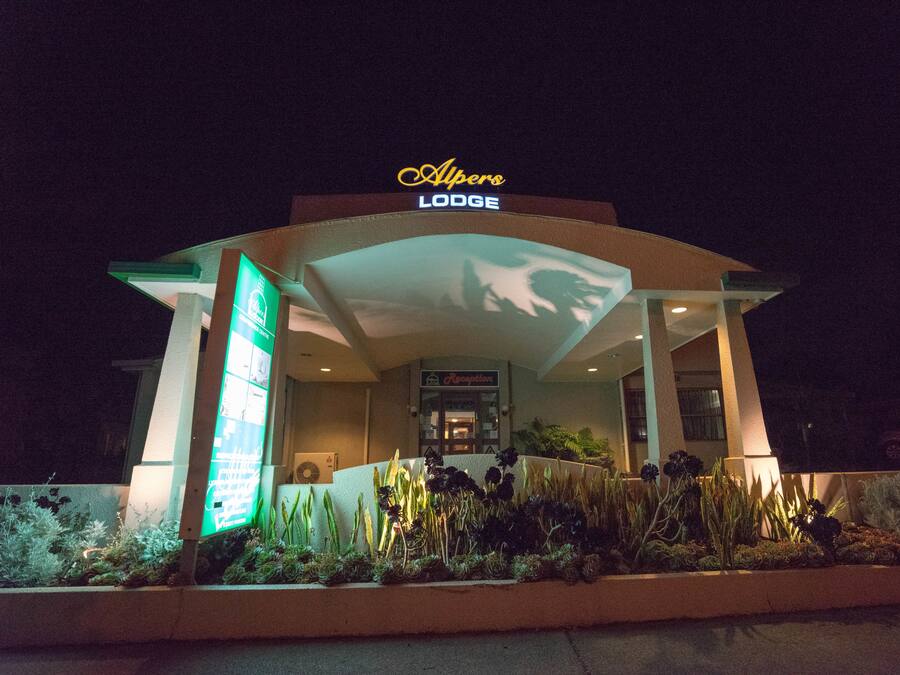 Fachada de la propiedad