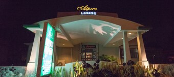 Alpers Lodge & Conference Centre