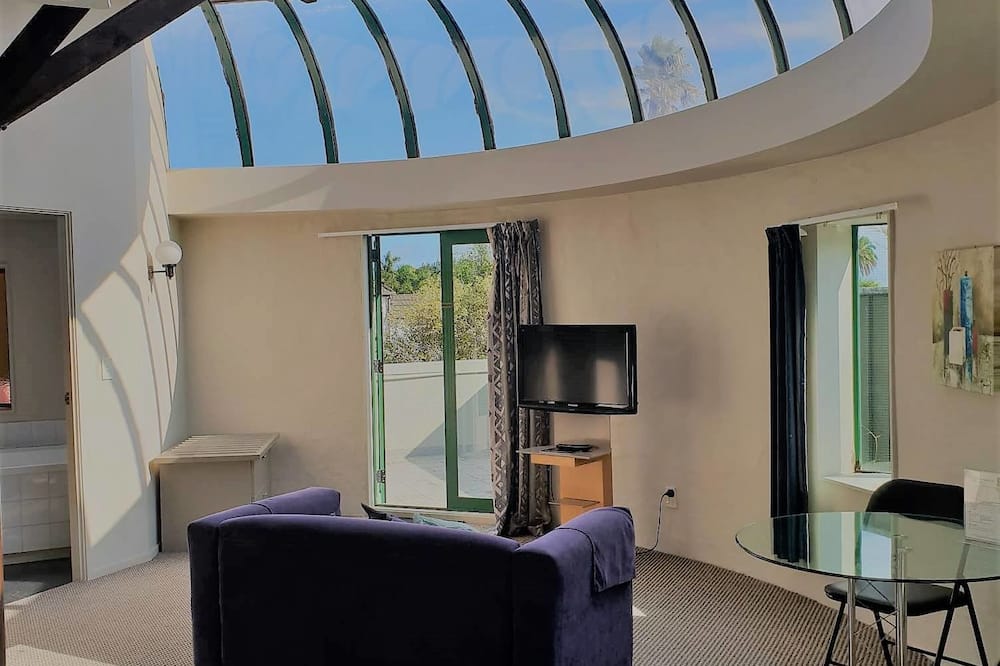Parklane Motor Lodge