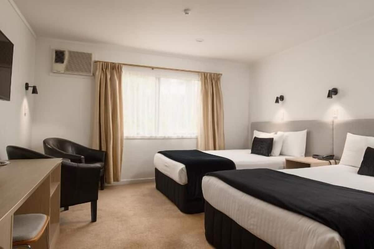 Desk, blackout drapes, iron/ironing board, free WiFi