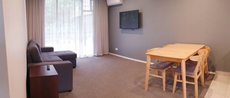 Appartement Standard, 1 chambre, vue jardin | Coin séjour