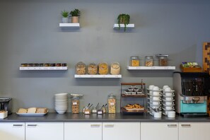 Petit déjeuner préparé sur commande servi tous les jours en supplément