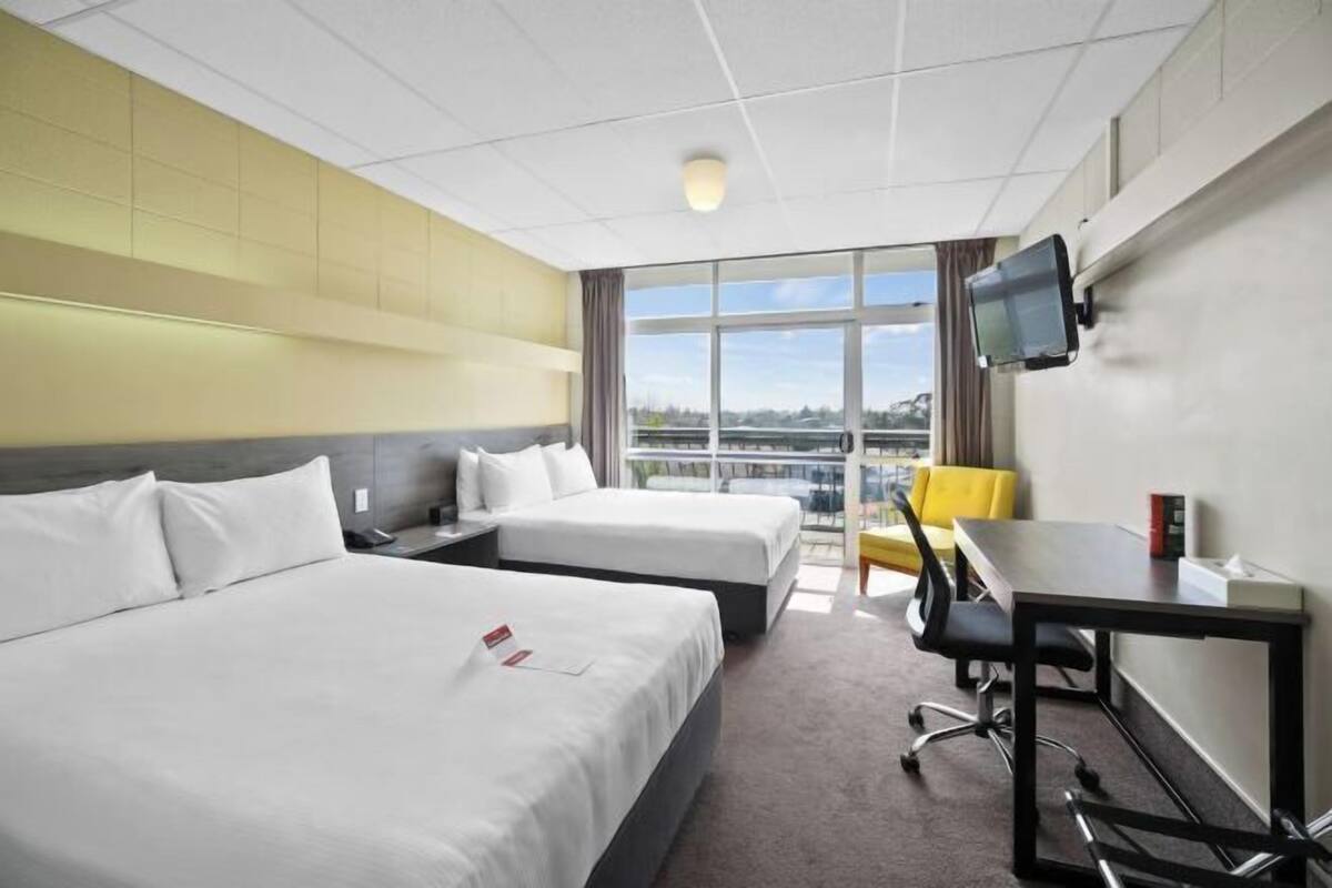 Desk, iron/ironing board, WiFi (free), bed sheets