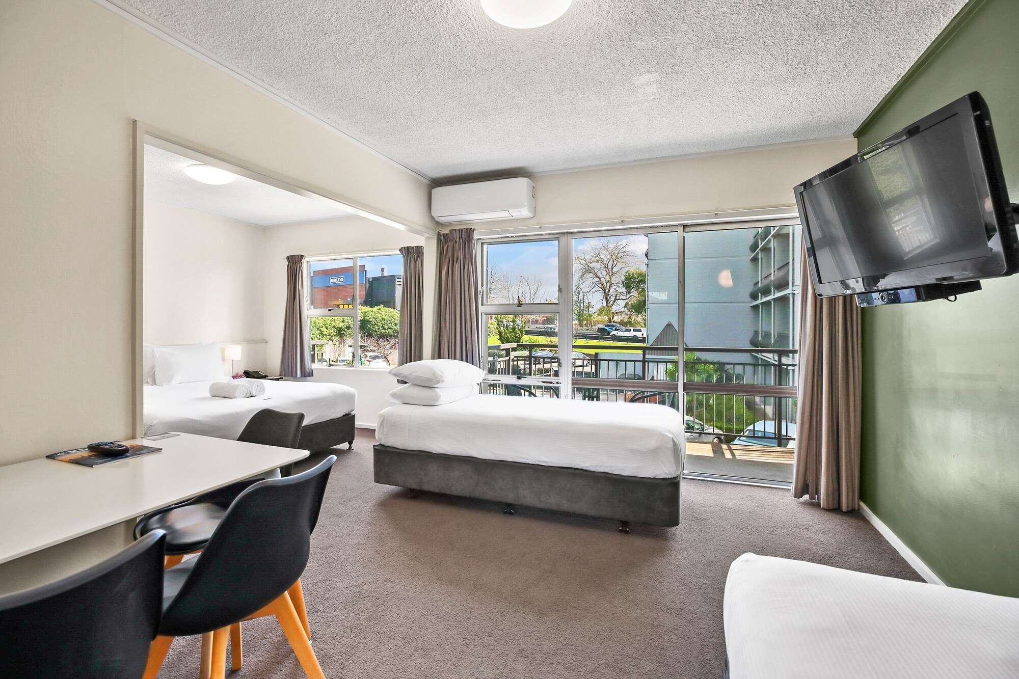 3 Star Hotels