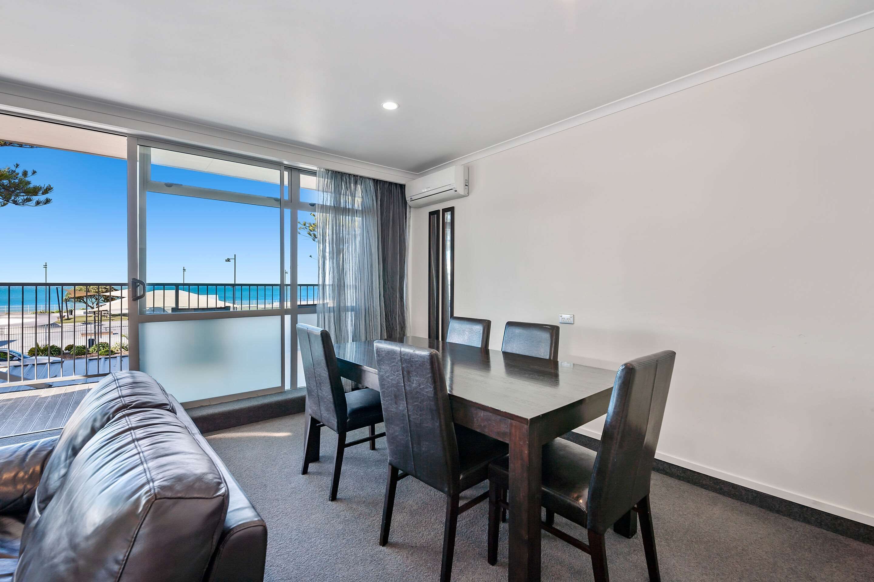 apartment, 2 bedrooms | in-room safe, iron/ironing board, cots/infant beds, free wifi