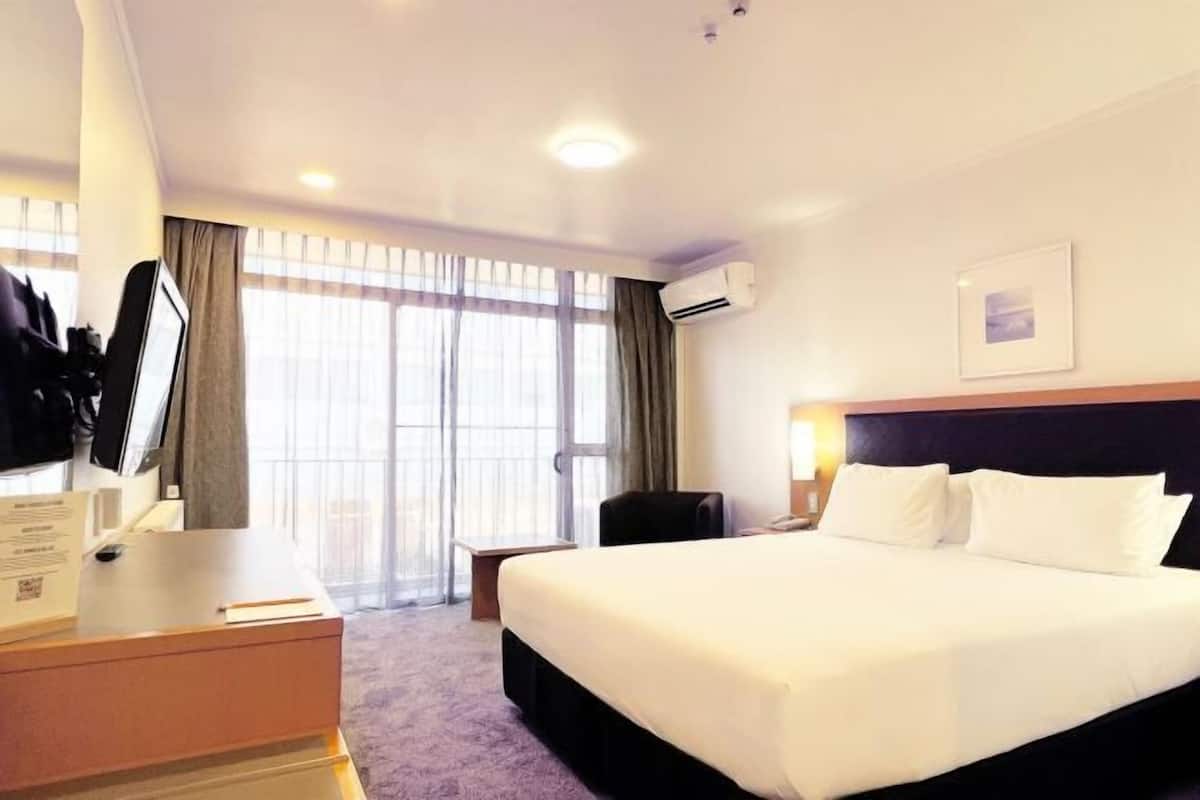 In-room safe, desk, laptop workspace, blackout drapes