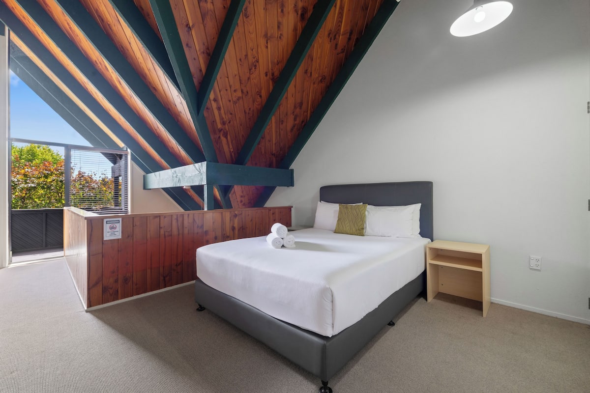 Monolocale (Twin with Spa Pool) | 1 camera, ferro/asse da stiro, Wi-Fi gratuito, lenzuola