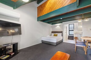 Twin Apartment with Spa Pool