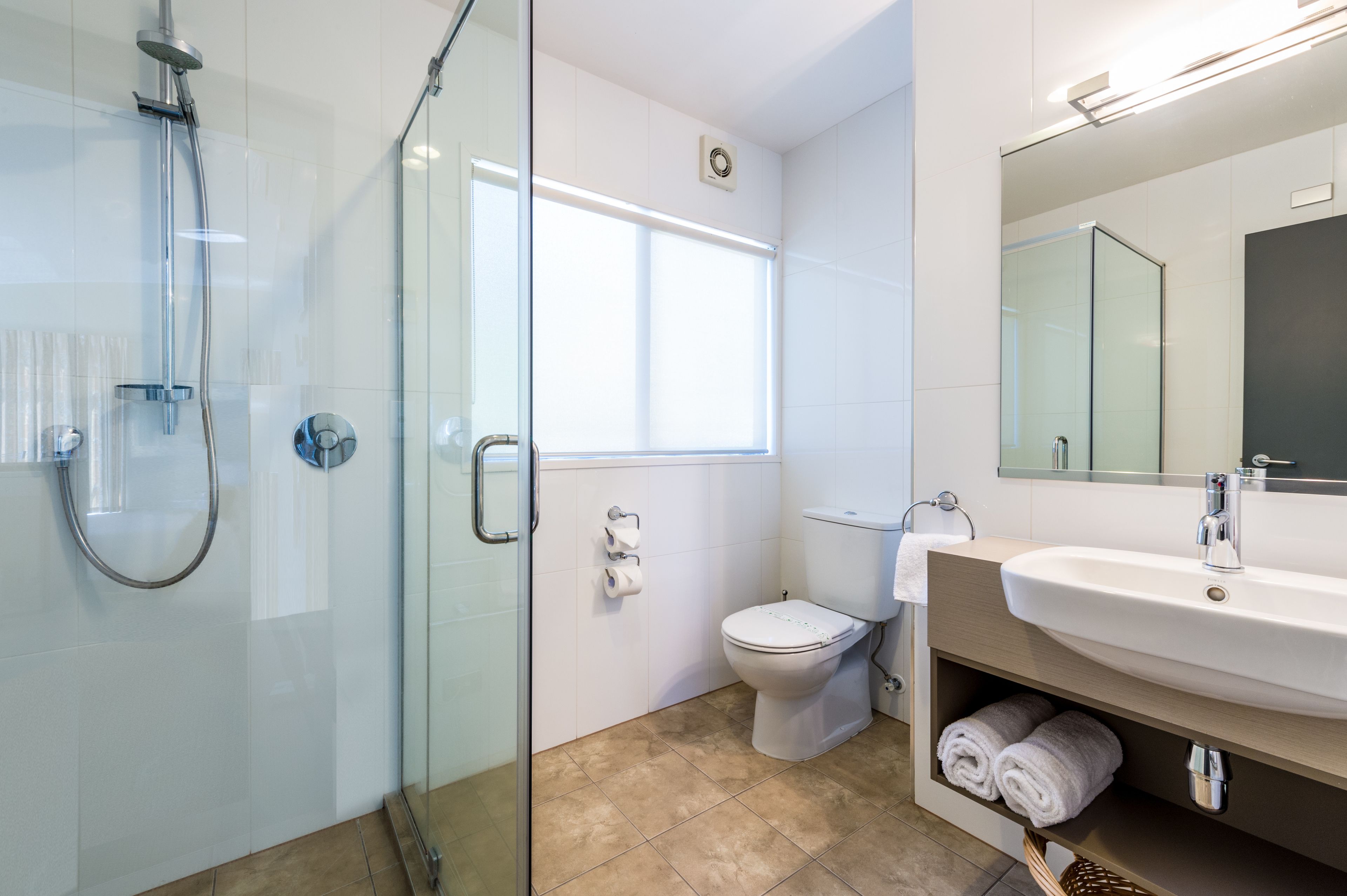 Shower, free toiletries, hair dryer, towels