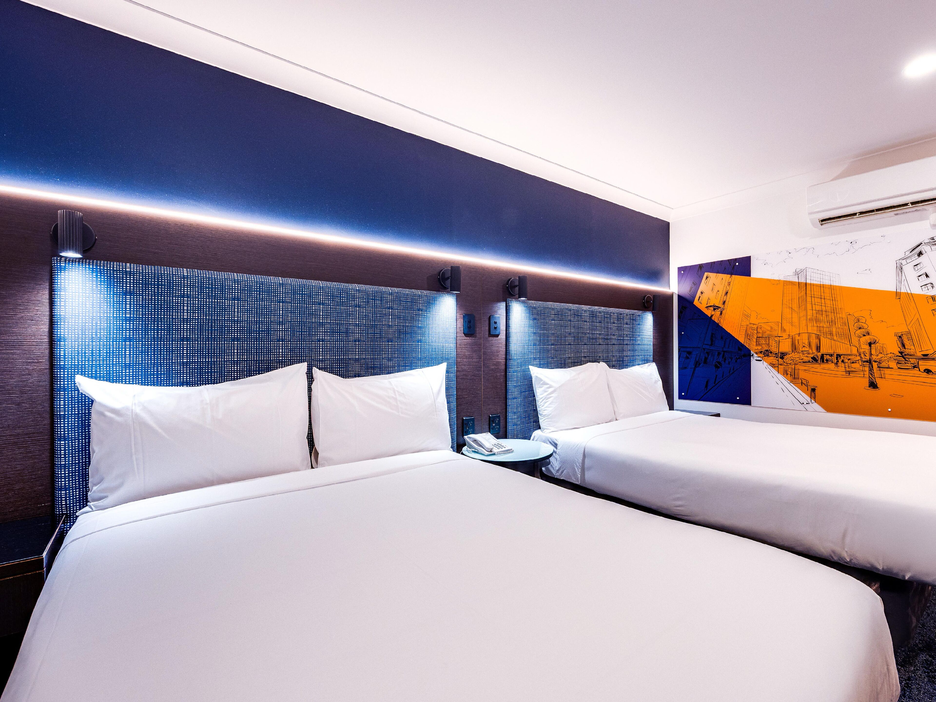 Superior Room, 2 Katil Kelamin (Double) | Meja, ruang kerja komputer riba, langsir/tirai gelap terus 