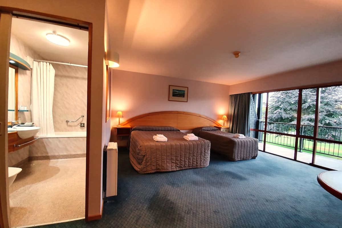 superior room | 2 bedrooms, soundproofing, iron/ironing board, free wifi