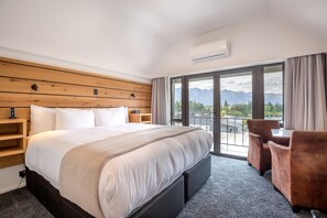 Studiolejlighed - søudsigt | Premium-sengetøj, pengeskab på værelset, mørklægningsgardiner