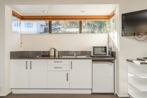 Studio Apartment | Private kitchen