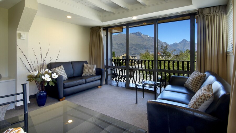 Hurley's of Queenstown