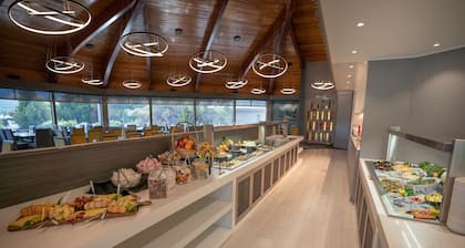 Distinction Luxmore Hotel