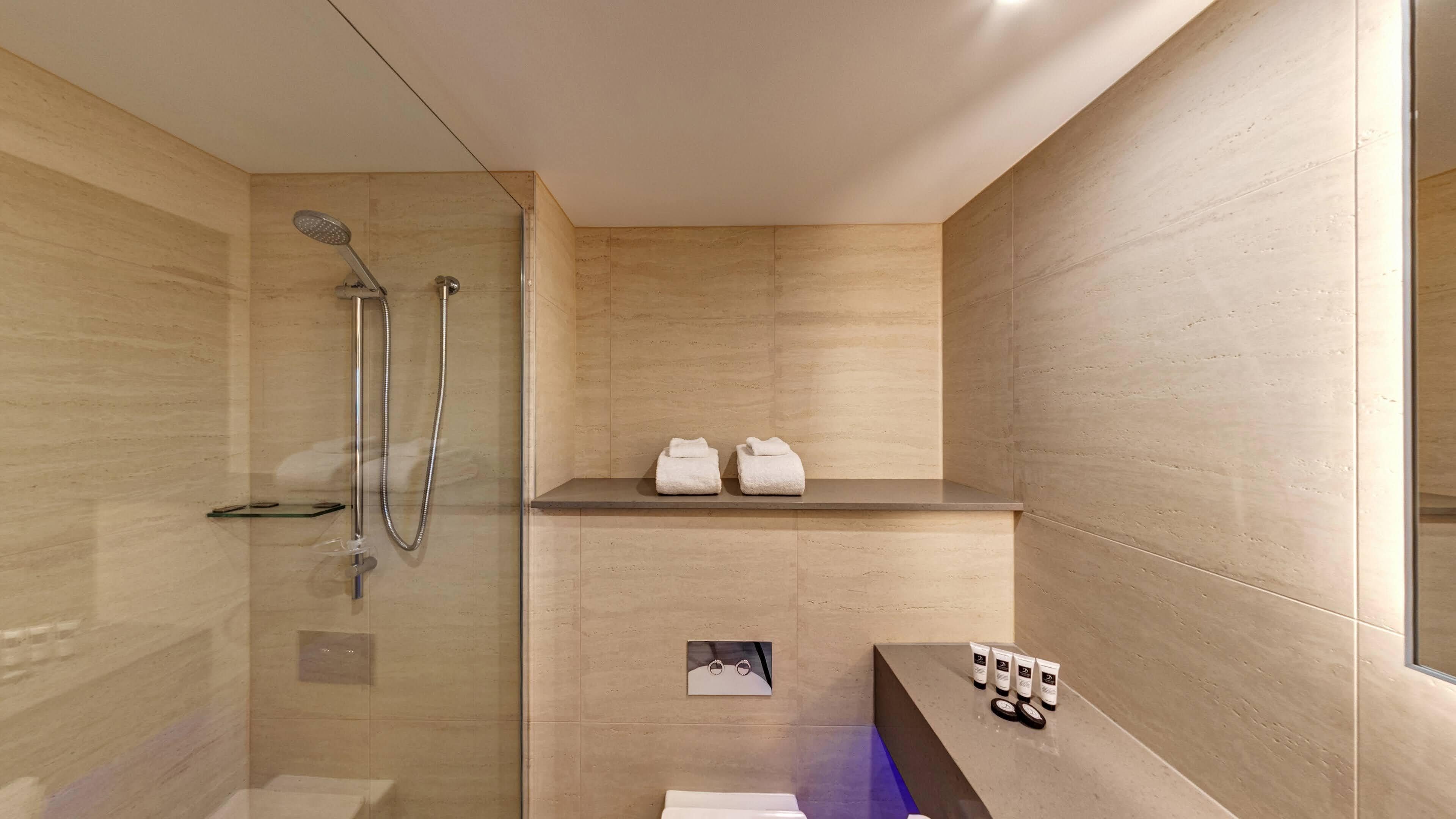 deluxe twin room, 2 queen beds | bathroom | free toiletries, hair dryer, towels, soap