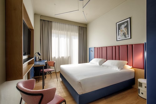 Best Western Plus Globus Hotel